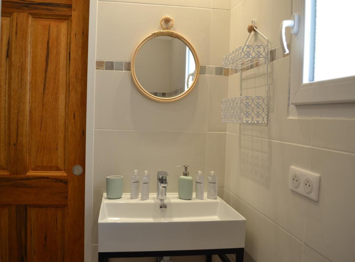 La Romagnolette Bed & Breakfast Saint-Restitut ภายนอก รูปภาพ