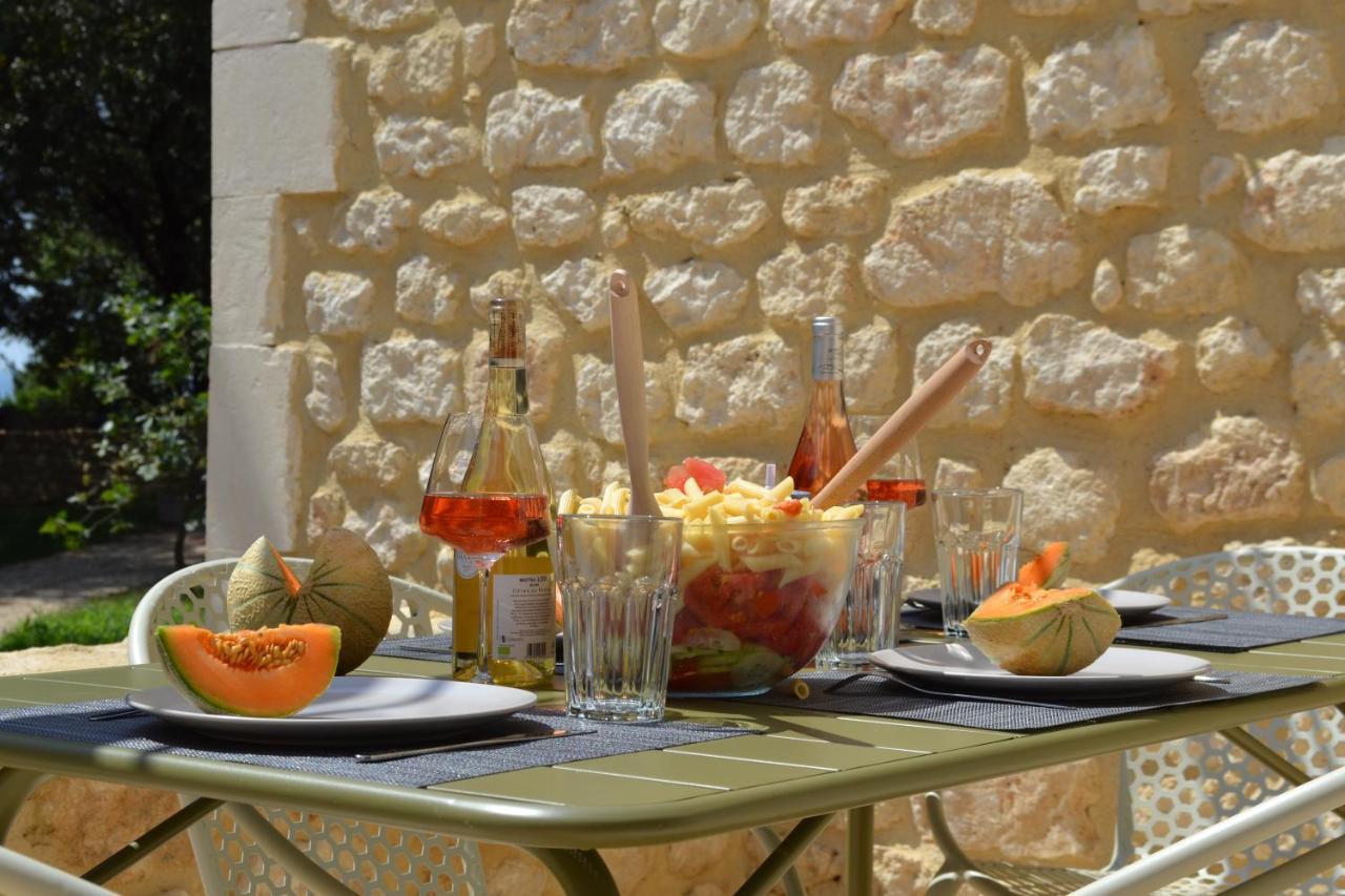 La Romagnolette Bed & Breakfast Saint-Restitut ภายนอก รูปภาพ